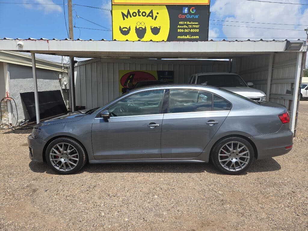 2012 VOLKSWAGEN Jetta