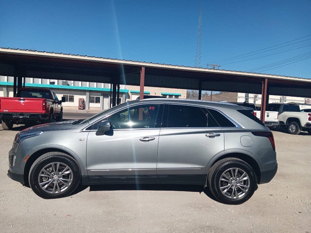 2023 CADILLAC XT5