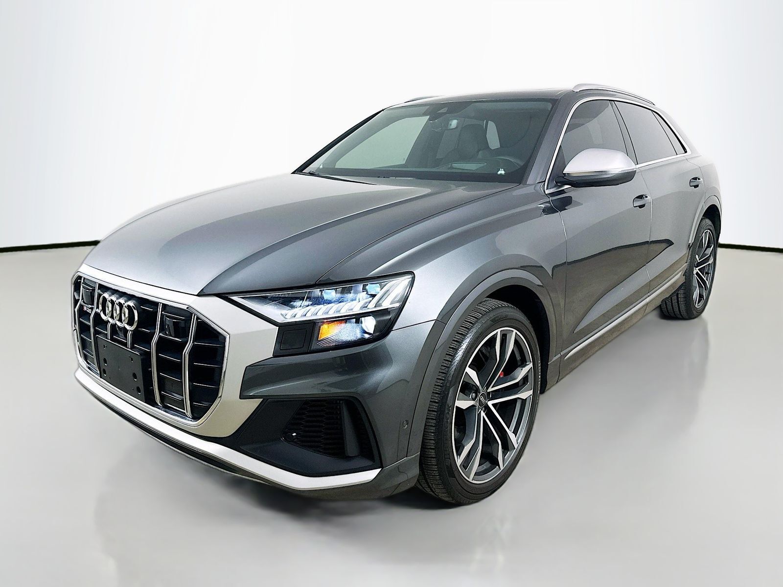 2021 AUDI SQ8