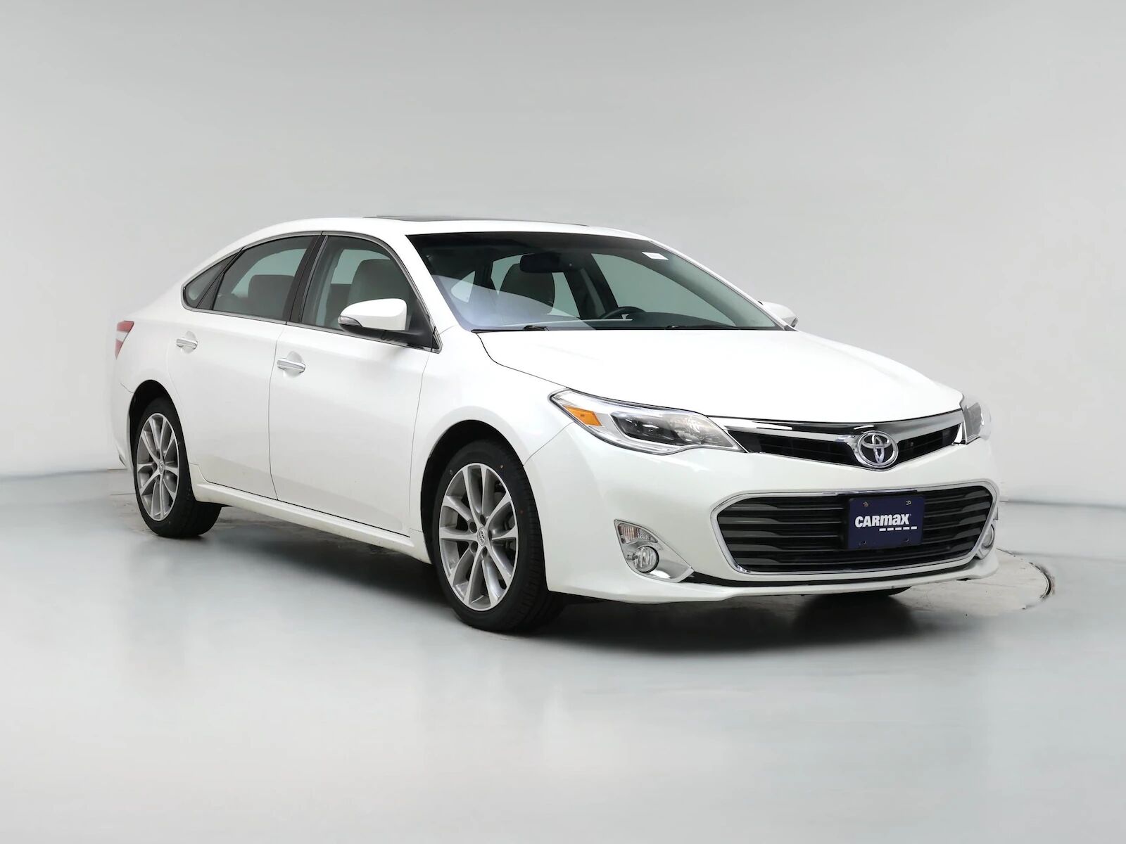 2015 TOYOTA Avalon