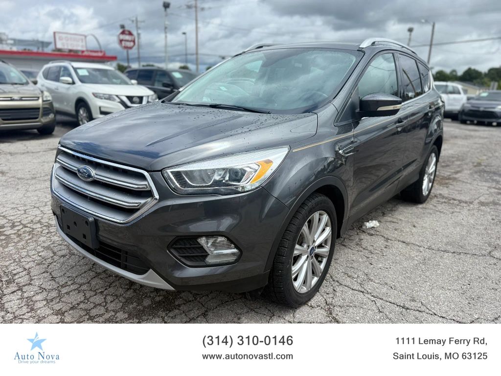 2017 FORD Escape