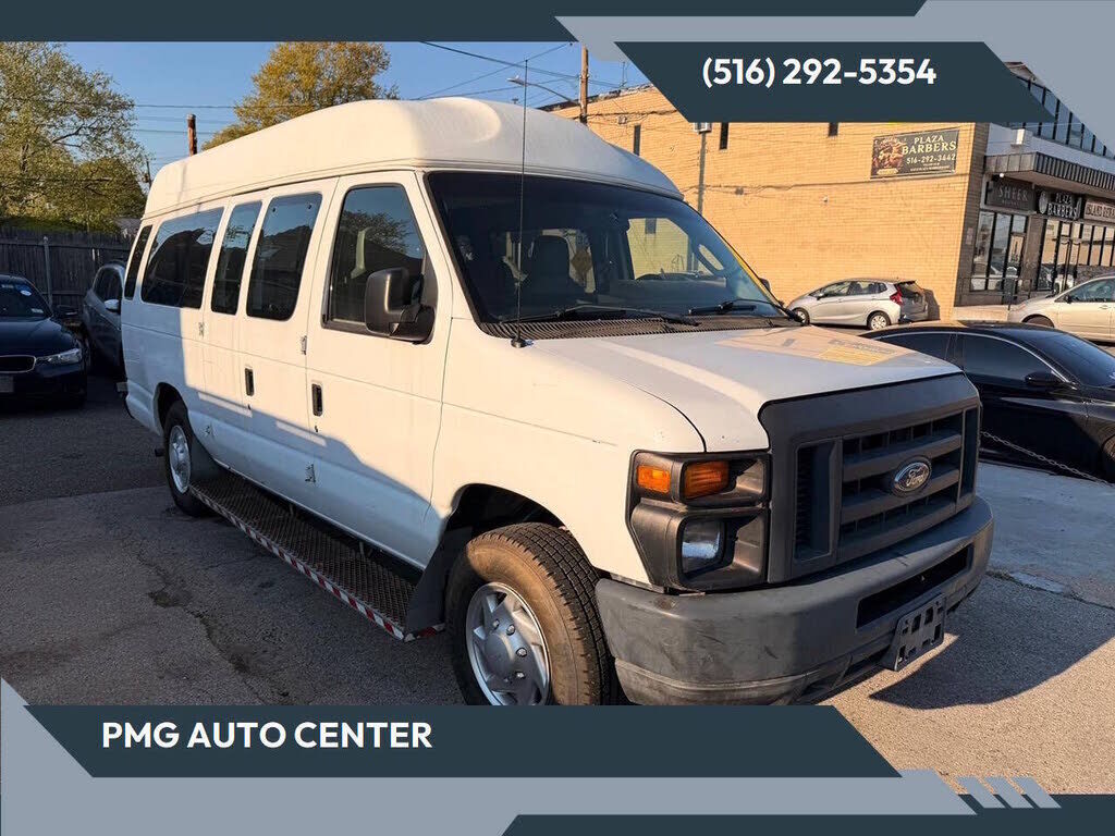 2013 FORD E-250
