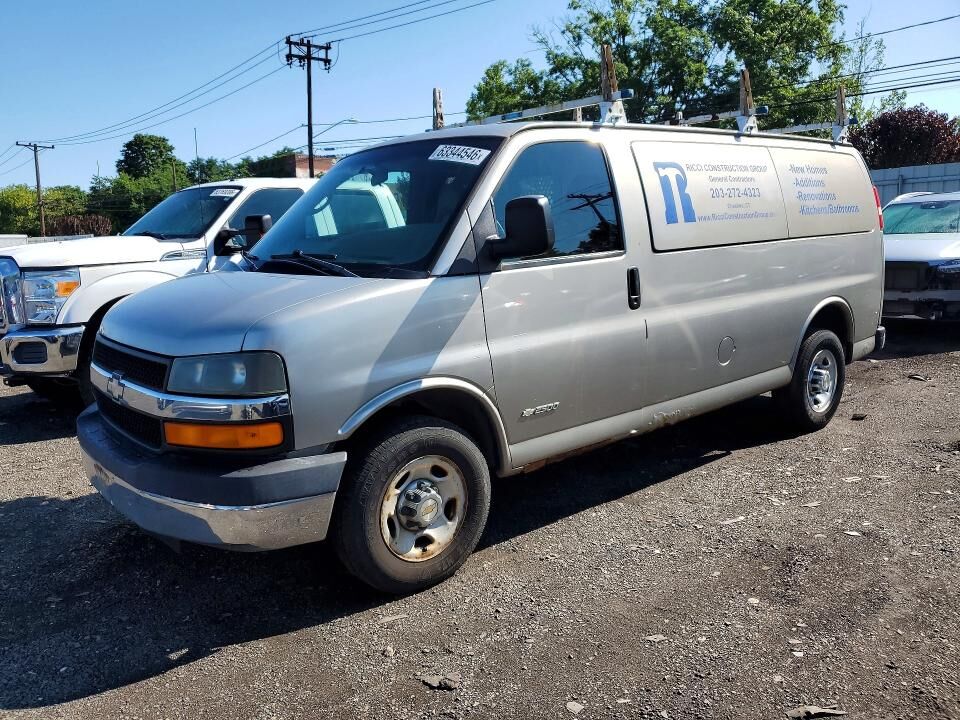 2004 CHEVROLET Express