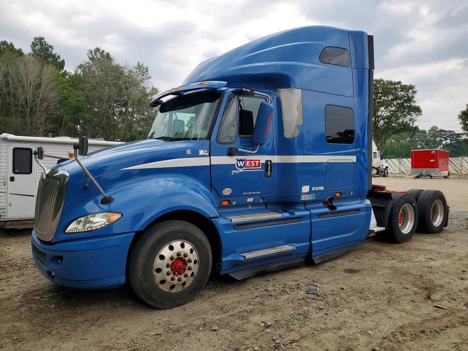2016 INTERNATIONAL LF687