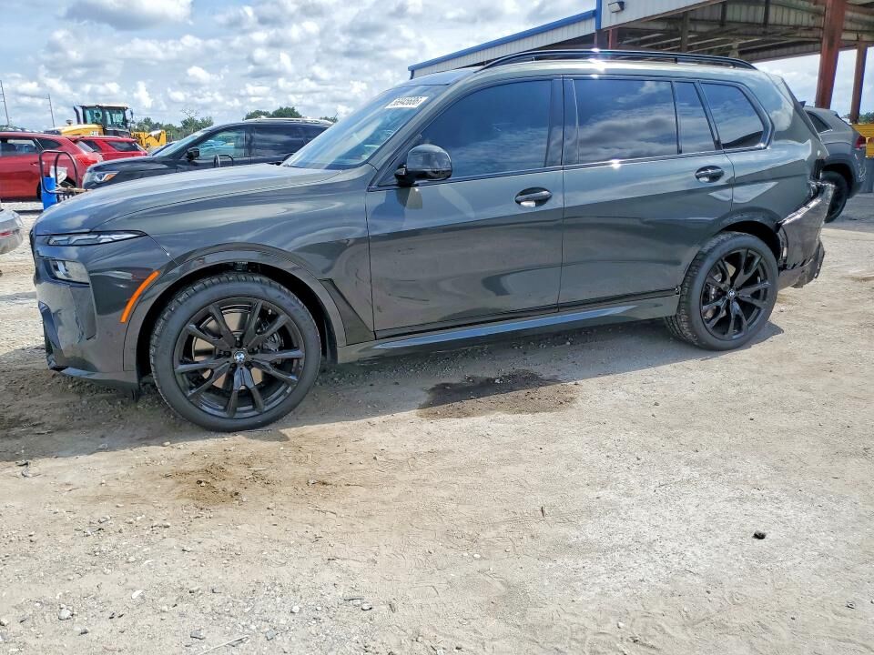 2026 BMW X7