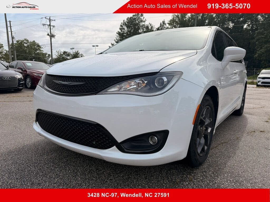 2018 CHRYSLER Pacifica
