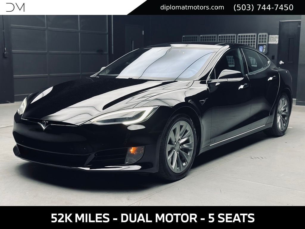 2016 TESLA Model S