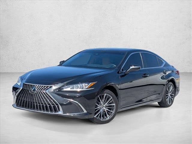 2025 LEXUS ES
