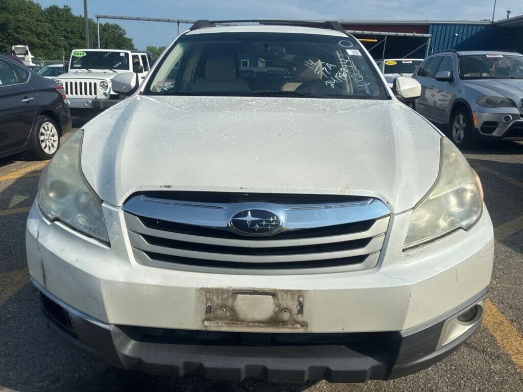 2014 SUBARU Outback
