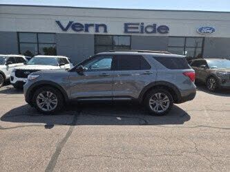 2023 FORD Explorer