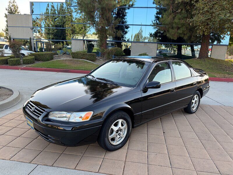 1998 TOYOTA Camry