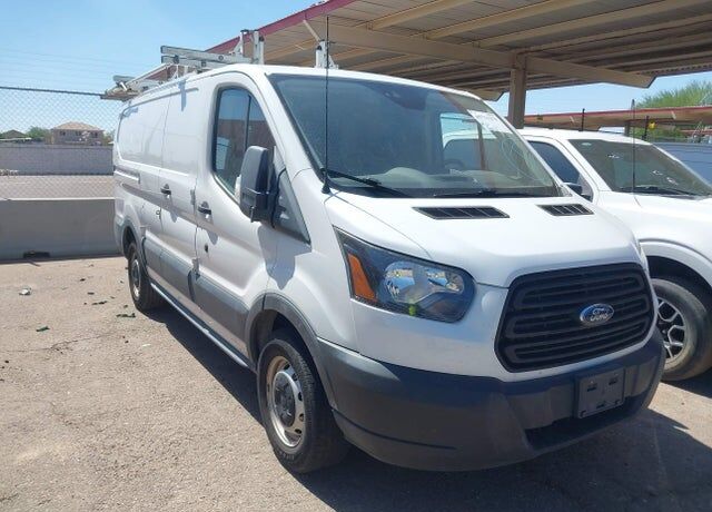2019 FORD Transit