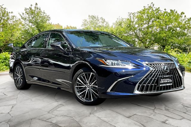 2025 LEXUS ES