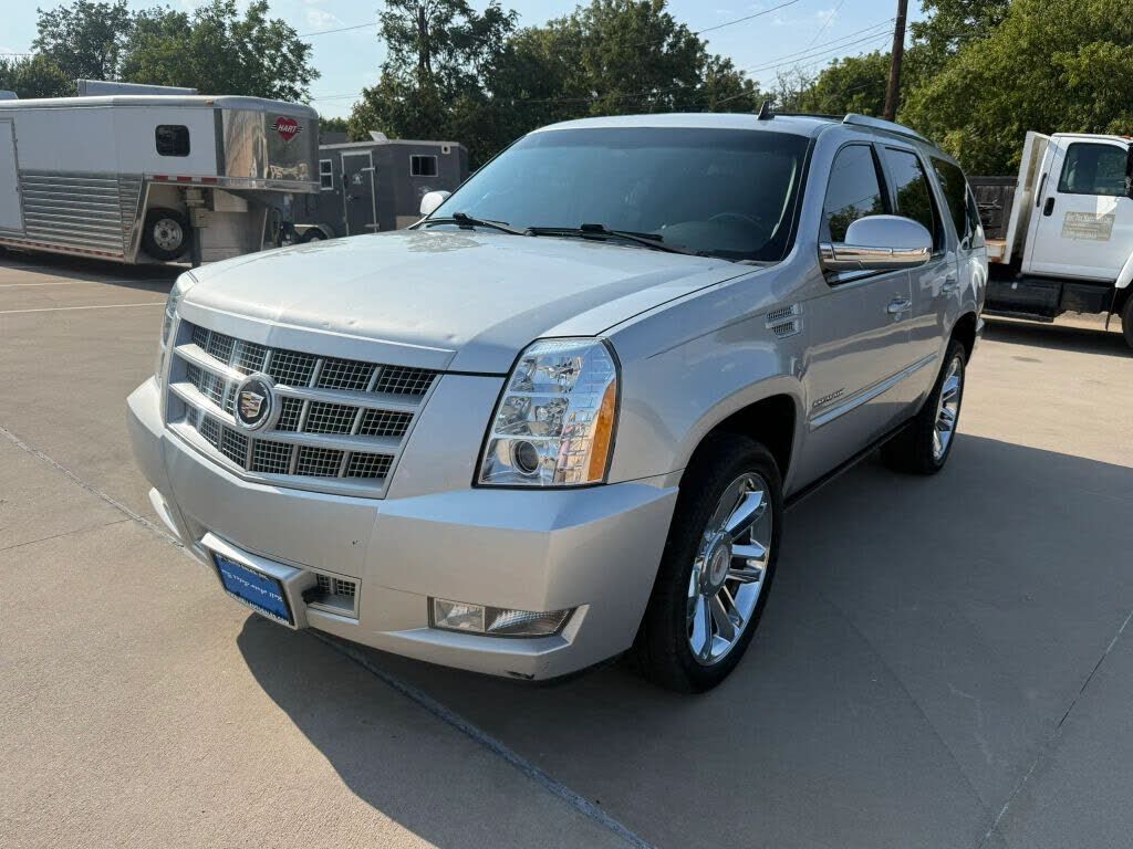 2014 CADILLAC Escalade