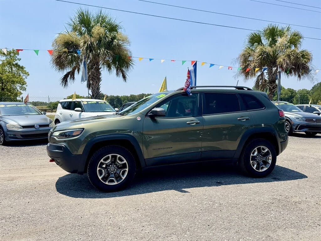 2019 JEEP Cherokee