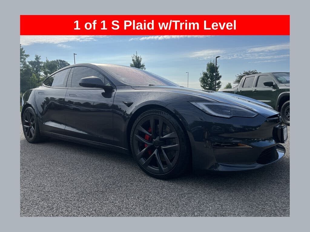 2024 TESLA Model S