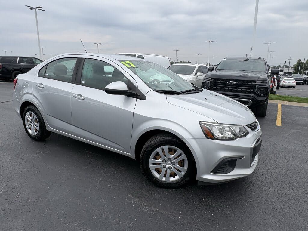 2017 CHEVROLET Sonic