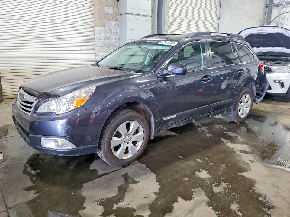 2012 SUBARU Outback
