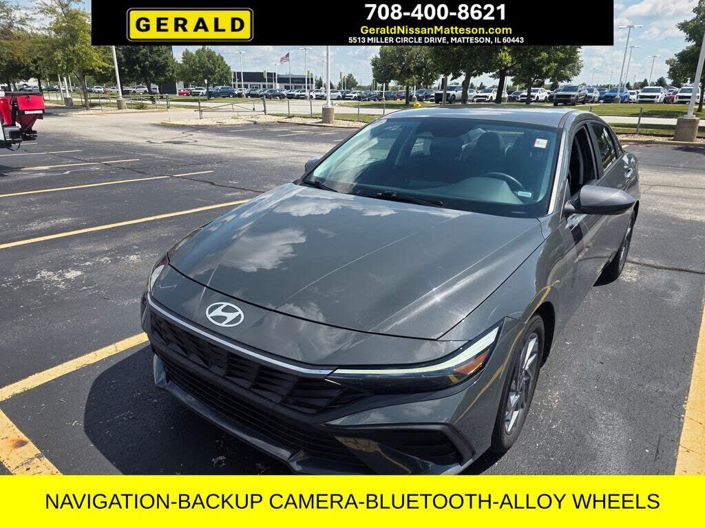 2024 HYUNDAI Elantra