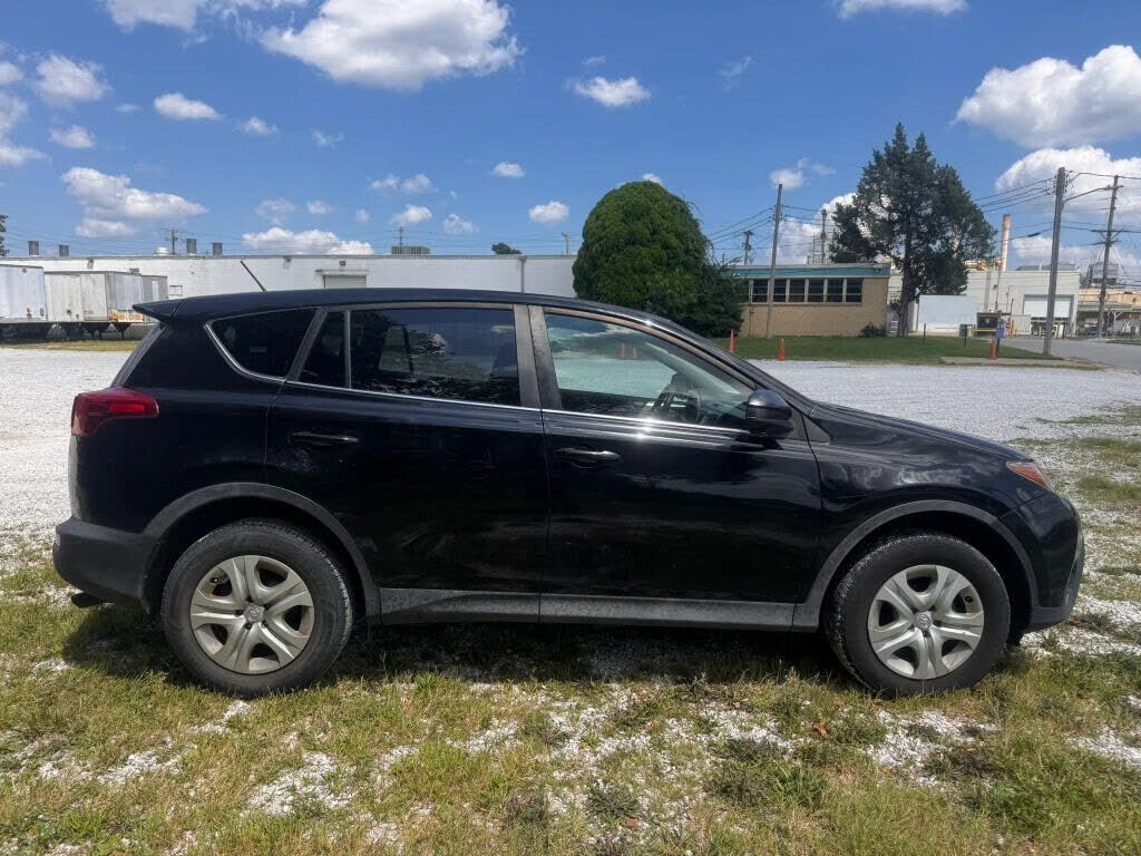 2015 TOYOTA RAV4