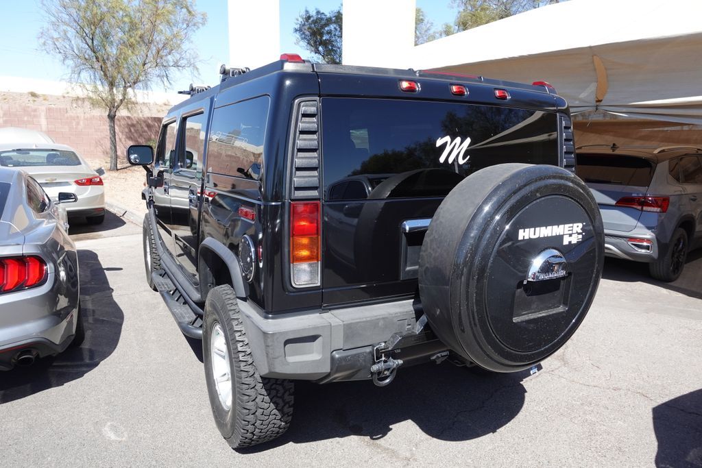 2004 HUMMER H2