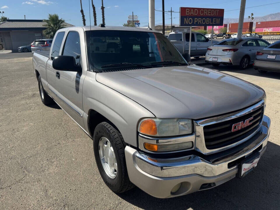 2004 GMC Sierra