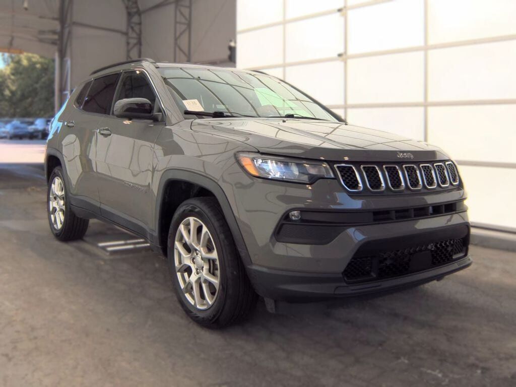 2023 JEEP Compass