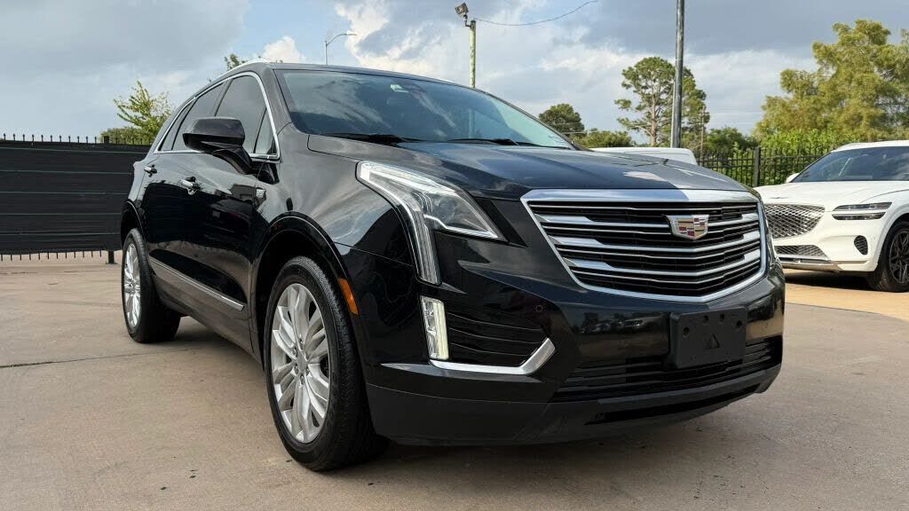 2017 CADILLAC XT5