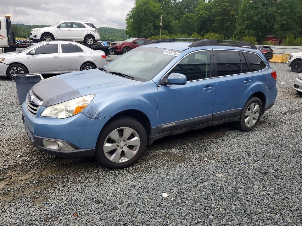 2011 SUBARU Outback