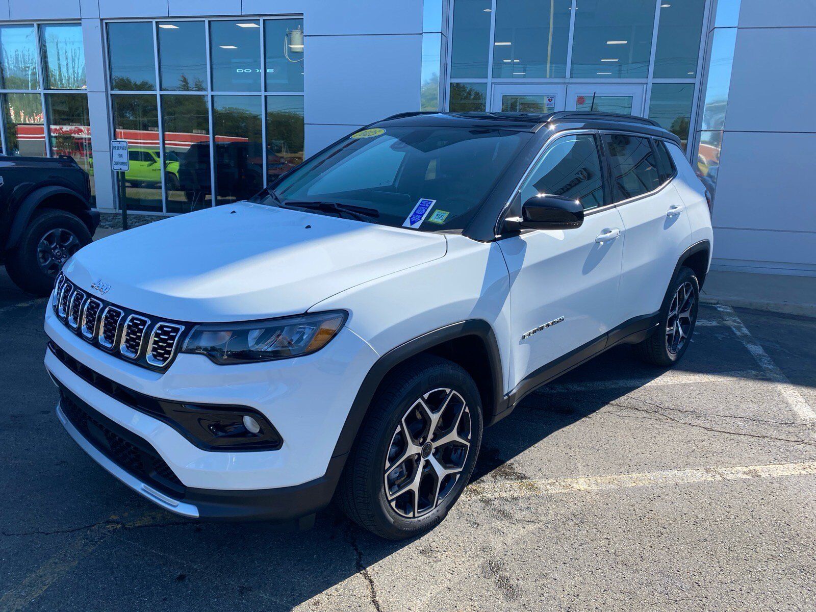 2025 JEEP Compass