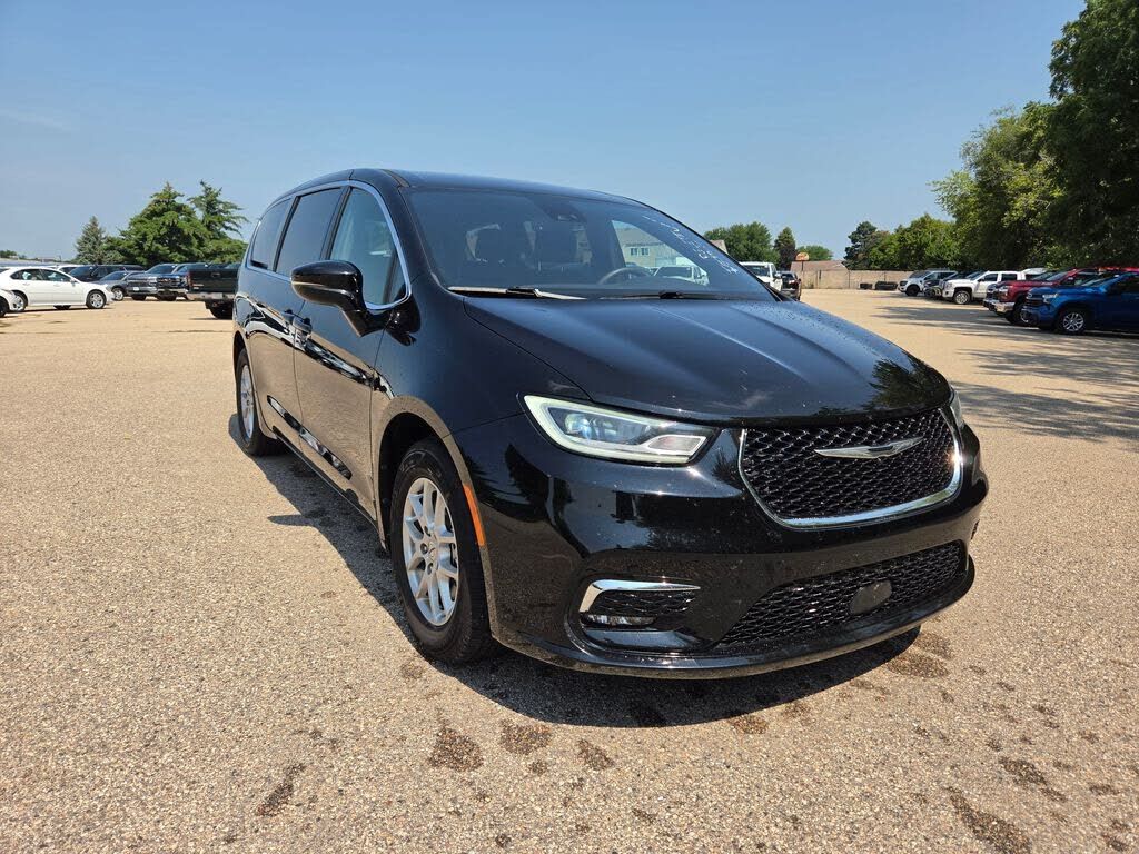 2025 CHRYSLER Pacifica