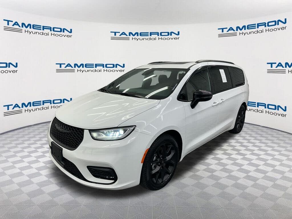 2025 CHRYSLER Pacifica