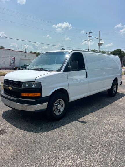 2019 CHEVROLET Express