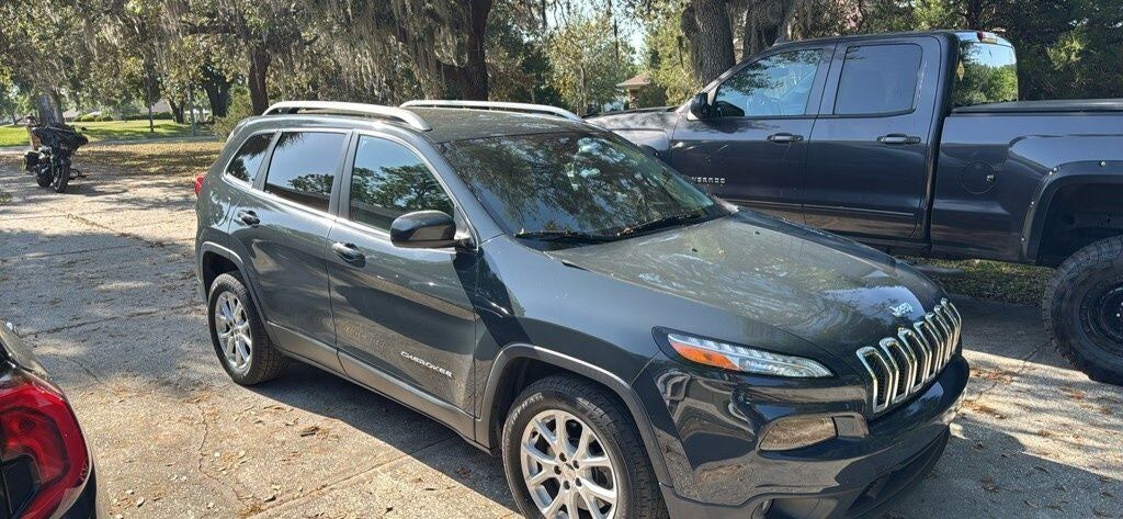 2018 JEEP Cherokee