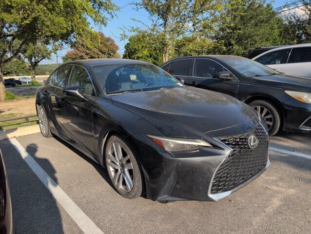 2021 LEXUS IS