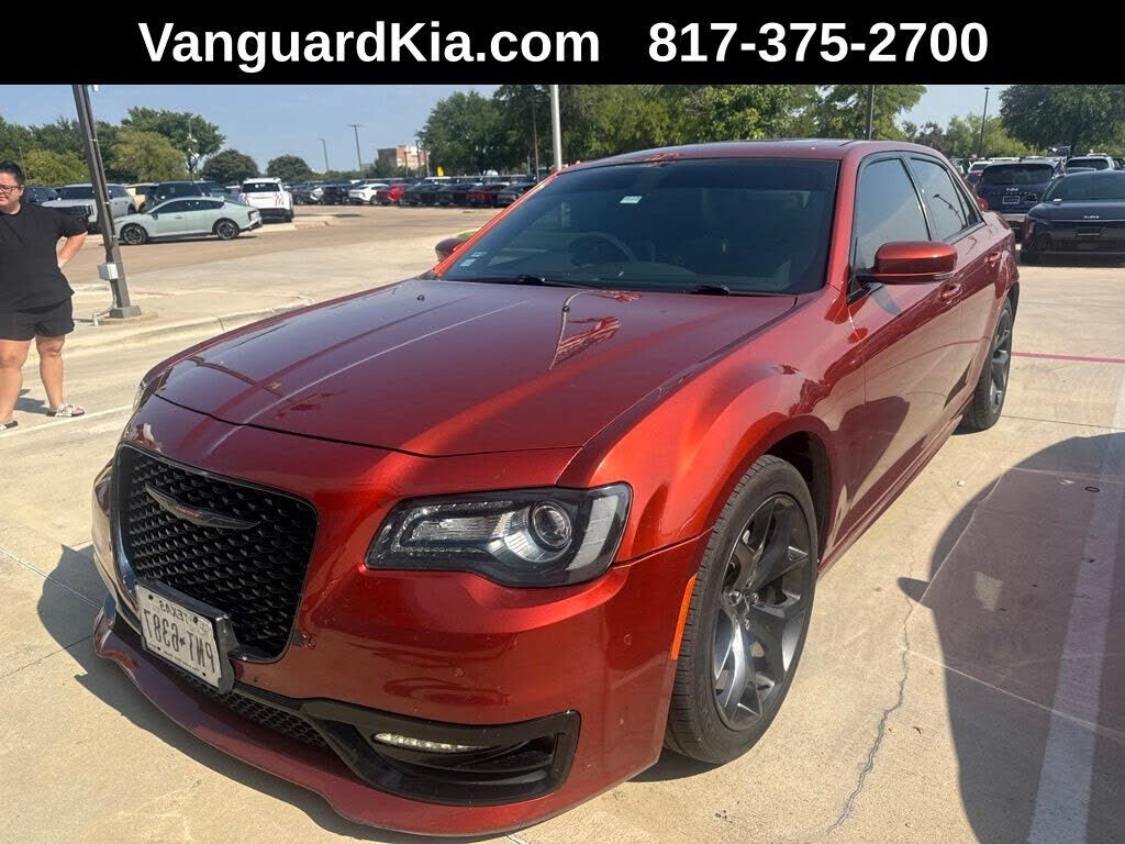 2021 CHRYSLER 300
