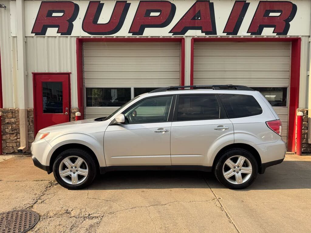 2010 SUBARU Forester