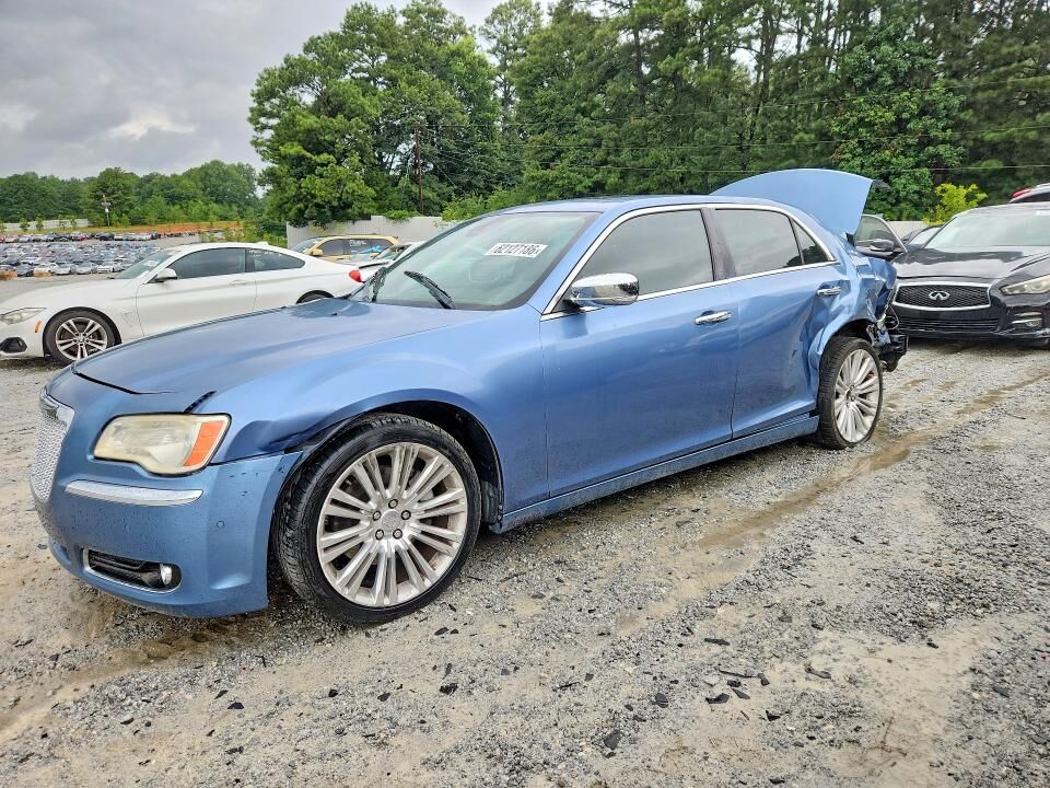 2011 CHRYSLER 300C