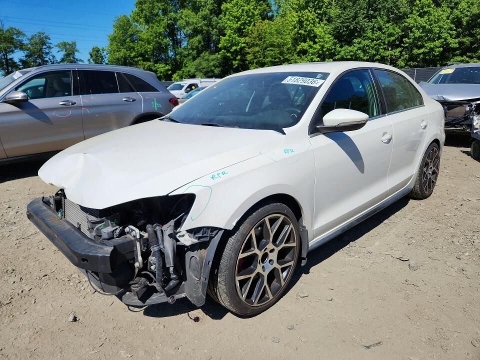 2013 VOLKSWAGEN Jetta