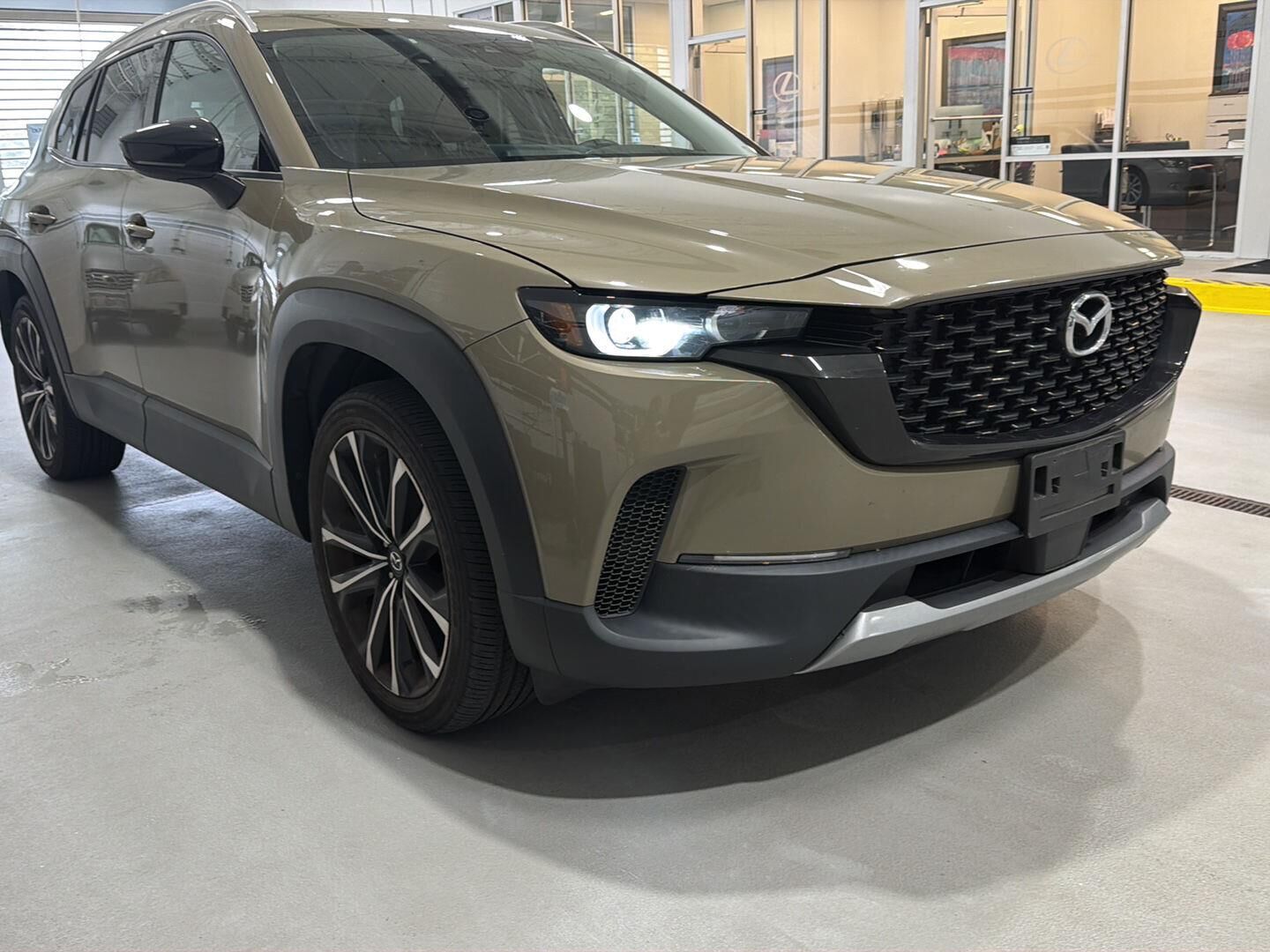 2023 MAZDA CX-50