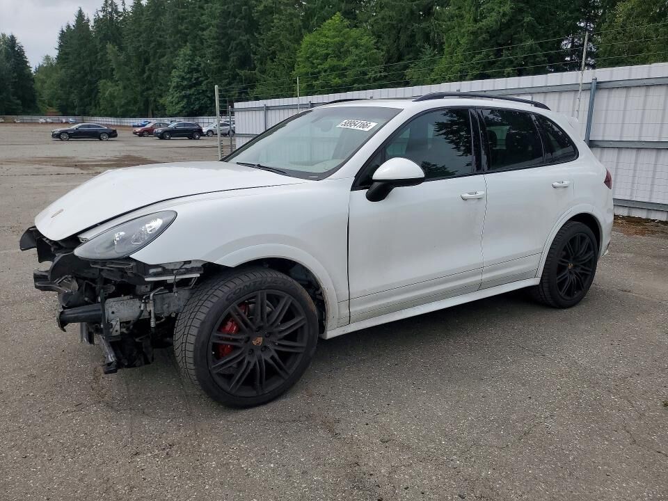 2014 PORSCHE Cayenne