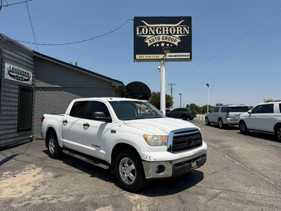 2010 TOYOTA Tundra