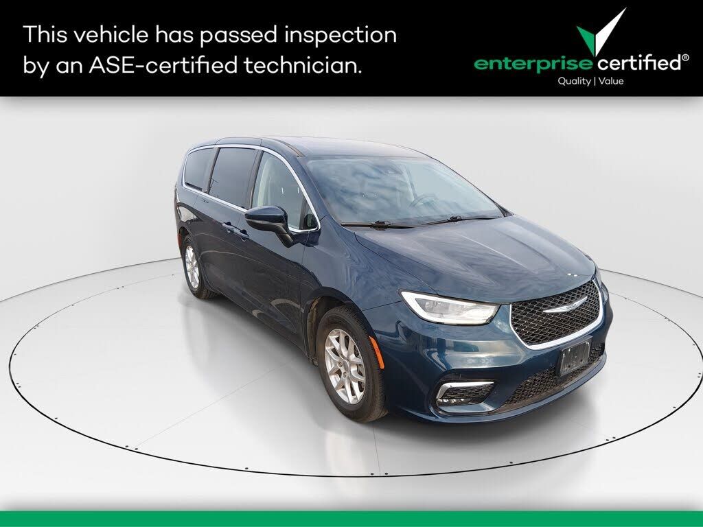 2023 CHRYSLER Pacifica