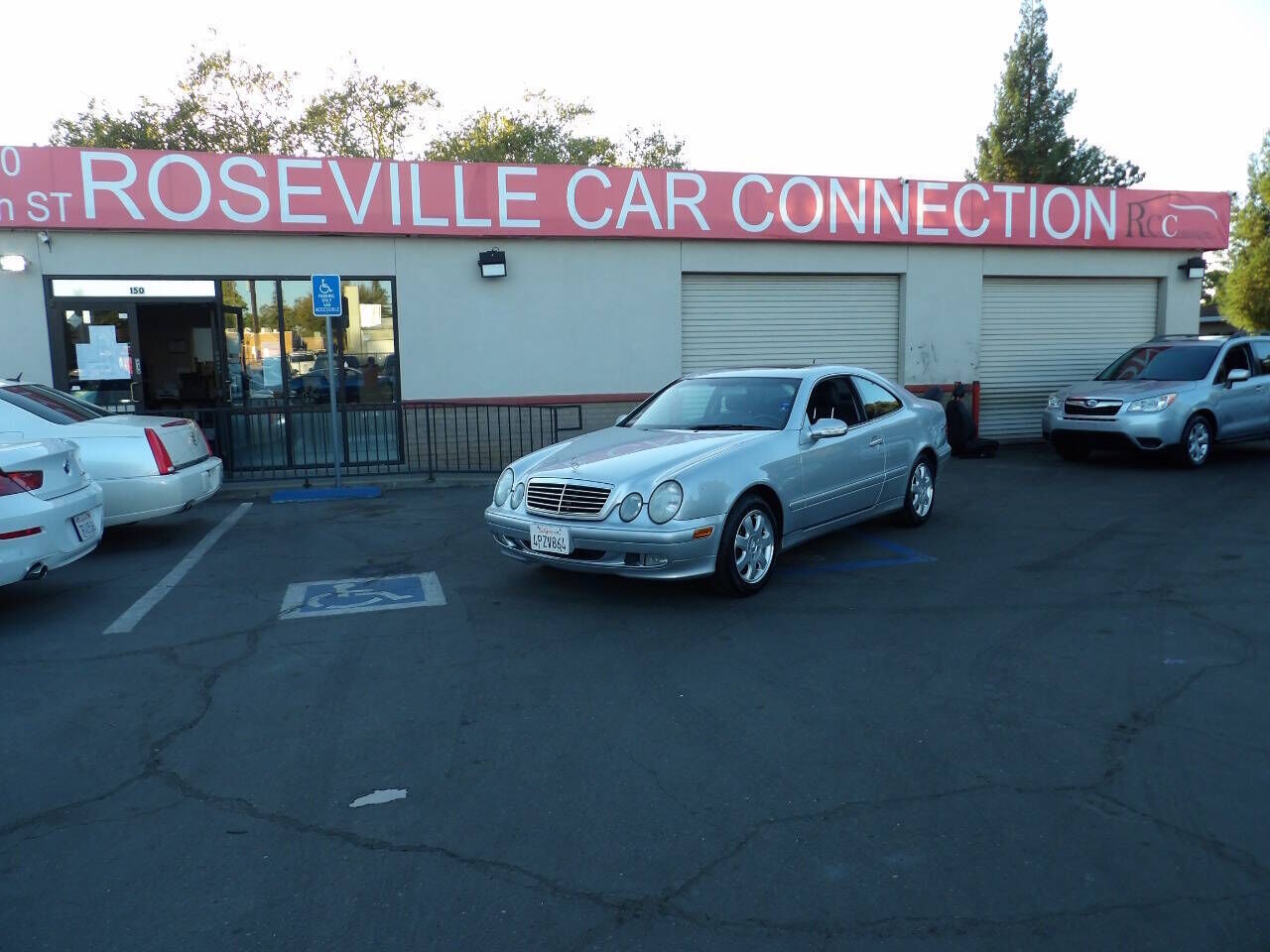 2001 MERCEDES-BENZ CLK-Class