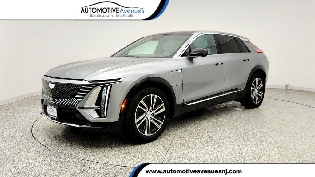 2025 CADILLAC Lyriq