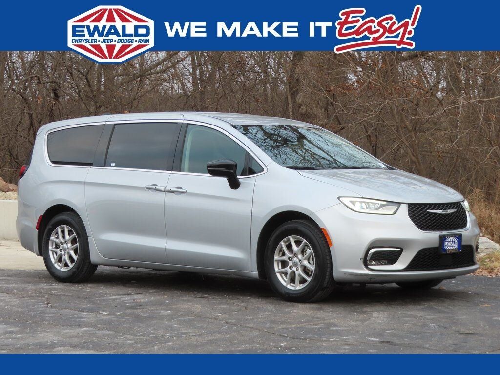 2024 CHRYSLER Pacifica