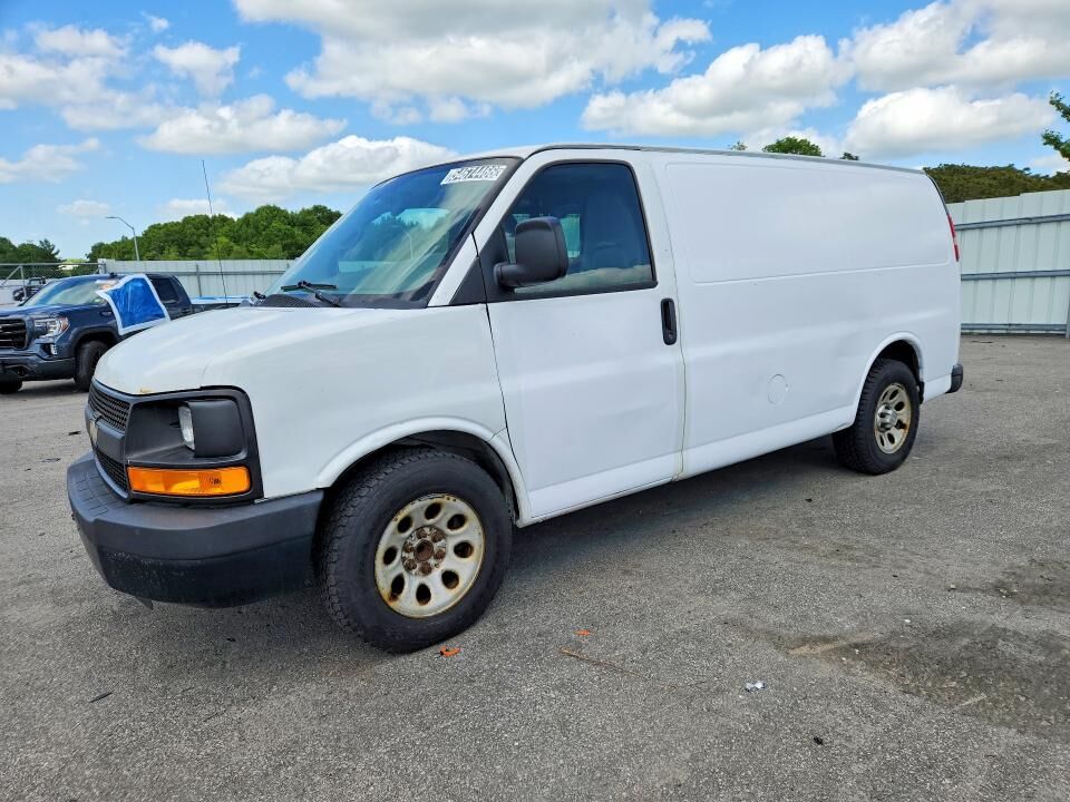 2013 CHEVROLET Express
