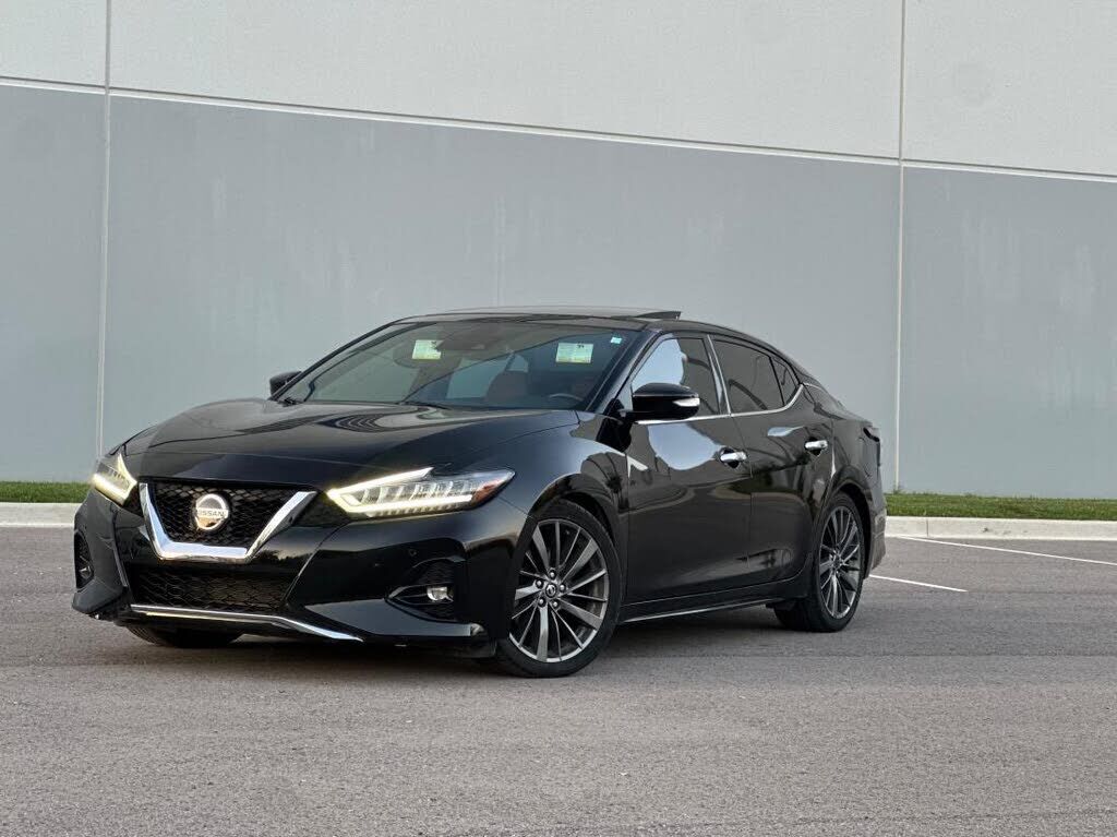 2019 NISSAN Maxima