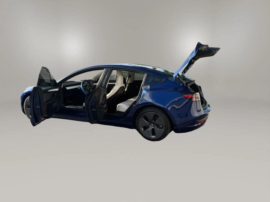 2021 TESLA Model 3