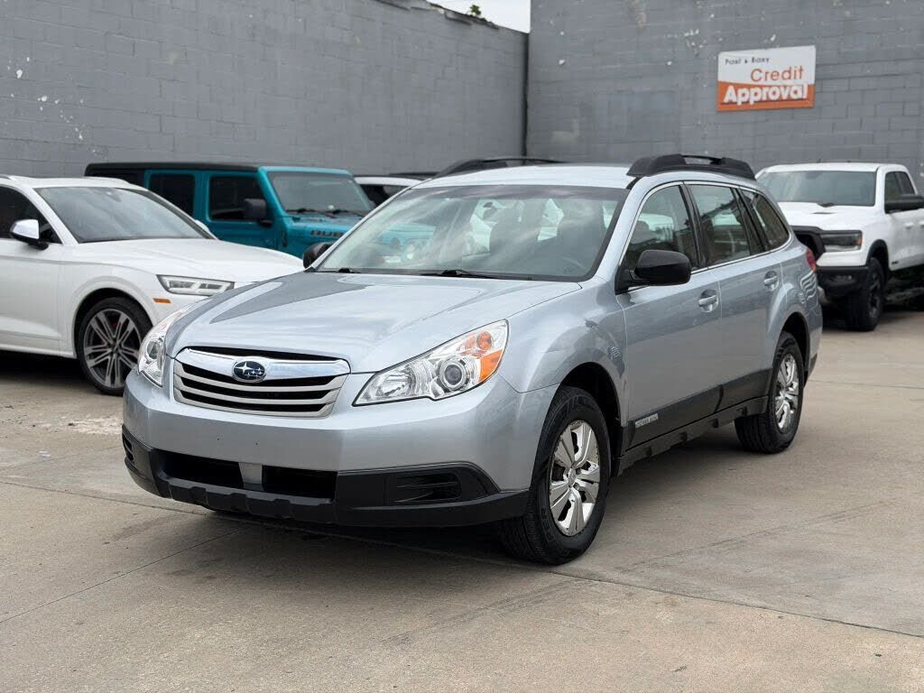 2012 SUBARU Outback